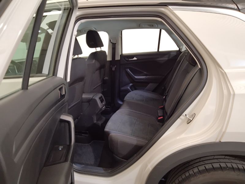 GuidiCar - VOLKSWAGEN T-Roc 2023 T-Roc 1.0 tsi Style Usato