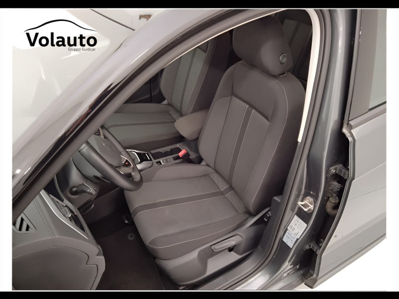 GuidiCar - VOLKSWAGEN T-Roc 2023 T-Roc 1.5 tsi act Life dsg Usato