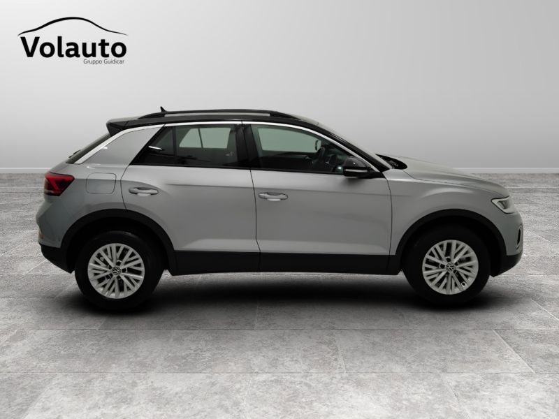 GuidiCar - VOLKSWAGEN T-Roc 2024 T-Roc 1.5 tsi act Life dsg Usato