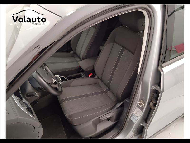GuidiCar - VOLKSWAGEN T-Roc 2024 T-Roc 1.5 tsi act Life dsg Usato