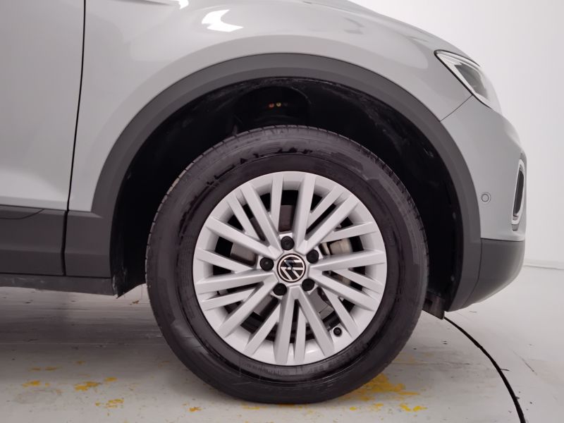 GuidiCar - VOLKSWAGEN T-Roc 2024 T-Roc 1.5 tsi act Life dsg Usato