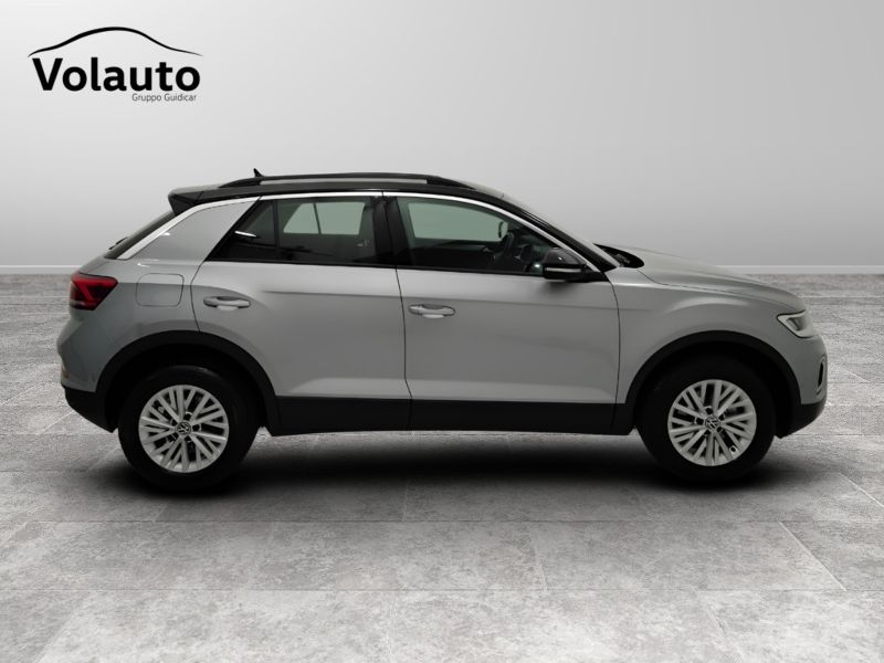 GuidiCar - VOLKSWAGEN T-Roc 2024 T-Roc 1.5 tsi act Life dsg Usato
