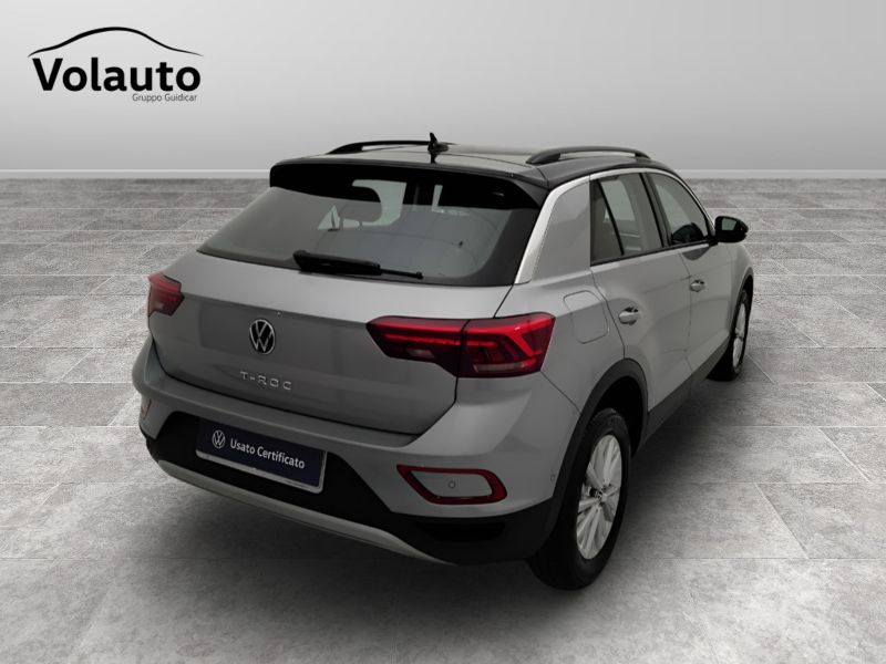 GuidiCar - VOLKSWAGEN T-Roc 2024 T-Roc 1.5 tsi act Life dsg Usato