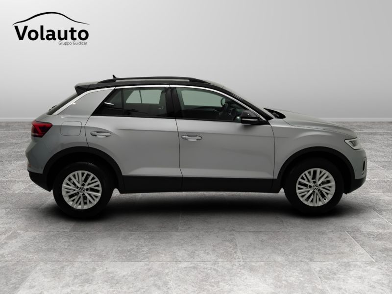 GuidiCar - VOLKSWAGEN T-Roc 2024 T-Roc 1.5 tsi act Life dsg Usato