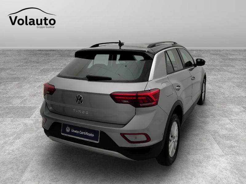 GuidiCar - VOLKSWAGEN T-Roc 2024 T-Roc 1.5 tsi act Life dsg Usato
