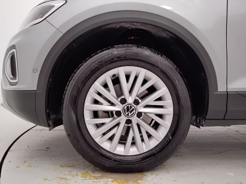 GuidiCar - VOLKSWAGEN T-Roc 2024 T-Roc 1.5 tsi act Life dsg Usato