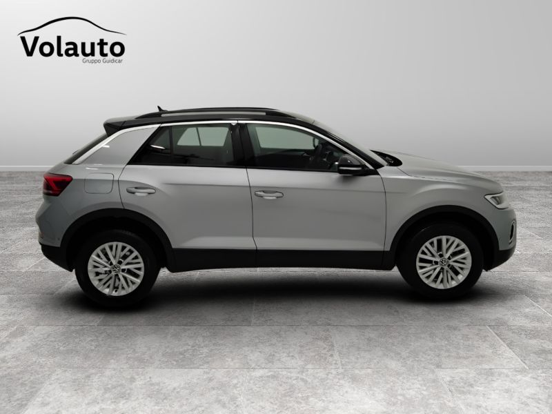 GuidiCar - VOLKSWAGEN T-Roc 2024 T-Roc 1.5 tsi act Life dsg Usato