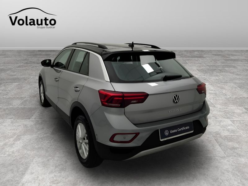 GuidiCar - VOLKSWAGEN T-Roc 2024 T-Roc 1.5 tsi act Life dsg Usato