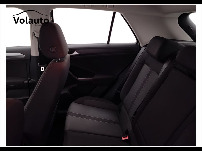 GuidiCar - VOLKSWAGEN T-Roc 2024 T-Roc 1.5 tsi act Life dsg Usato