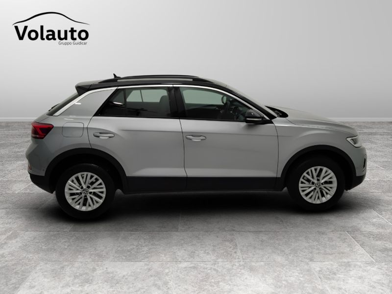 GuidiCar - VOLKSWAGEN T-Roc 2024 T-Roc 1.5 tsi act Life dsg Usato