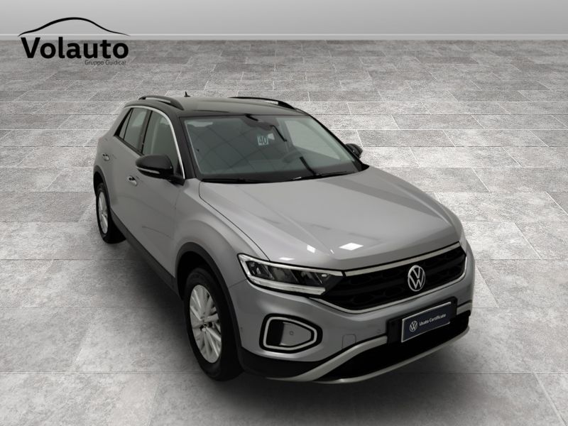 GuidiCar - VOLKSWAGEN T-Roc 2024 T-Roc 1.5 tsi act Life dsg Usato
