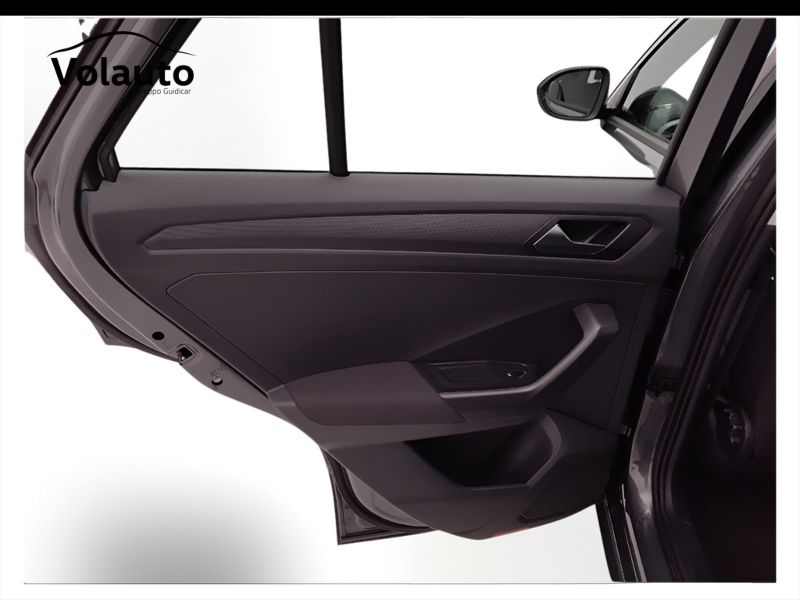 GuidiCar - VOLKSWAGEN T-Roc 2024 T-Roc 1.5 tsi act Life dsg Usato