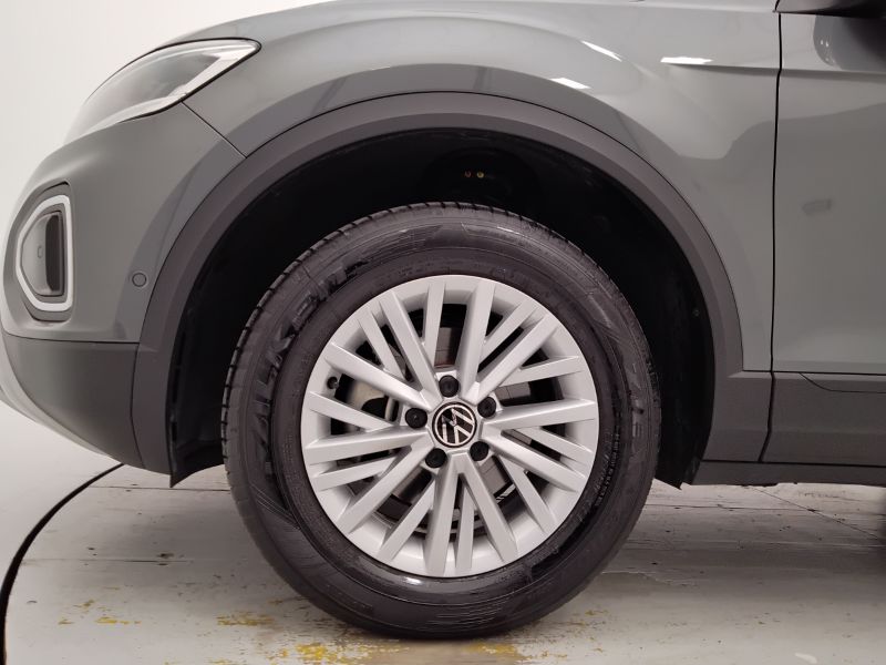 GuidiCar - VOLKSWAGEN T-Roc 2024 T-Roc 1.5 tsi act Life dsg Usato