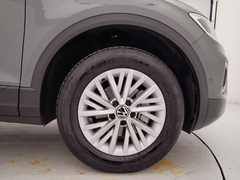 GuidiCar - VOLKSWAGEN T-Roc 2024 T-Roc 1.5 tsi act Life dsg Usato