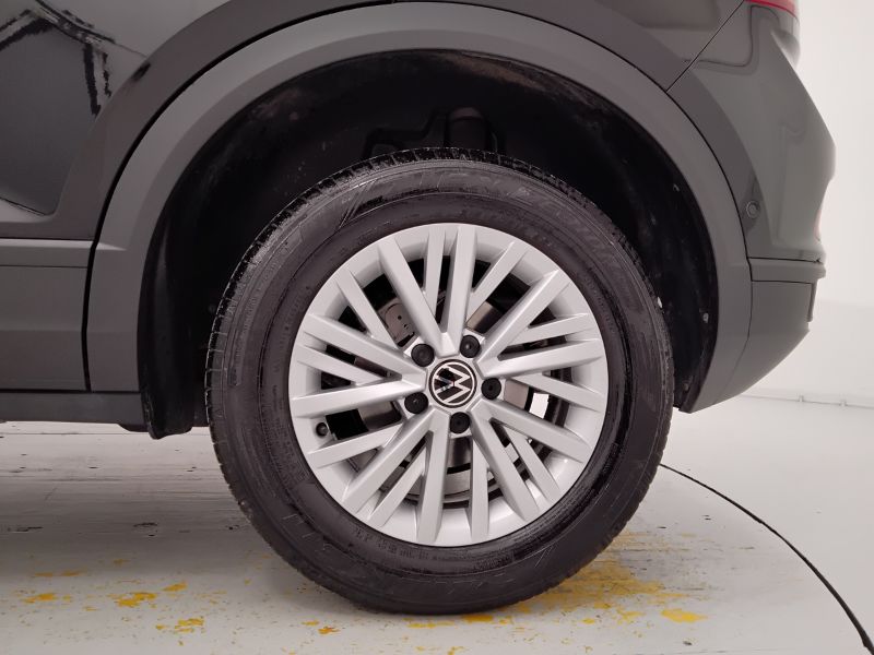 GuidiCar - VOLKSWAGEN T-Roc 2024 T-Roc 1.5 tsi act Life dsg Usato