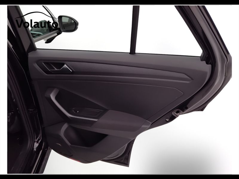 GuidiCar - VOLKSWAGEN T-Roc 2024 T-Roc 1.5 tsi act Life dsg Usato