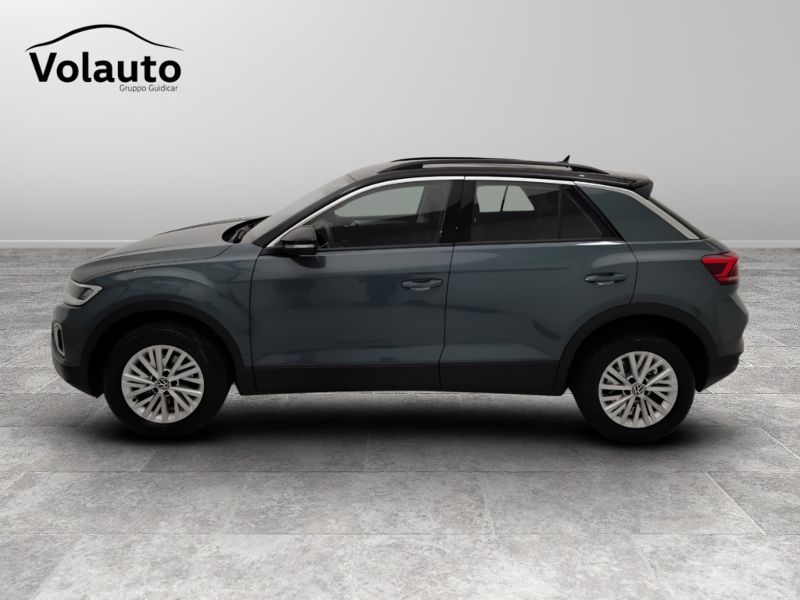 GuidiCar - VOLKSWAGEN T-Roc 2024 T-Roc 1.5 tsi act Life dsg Usato