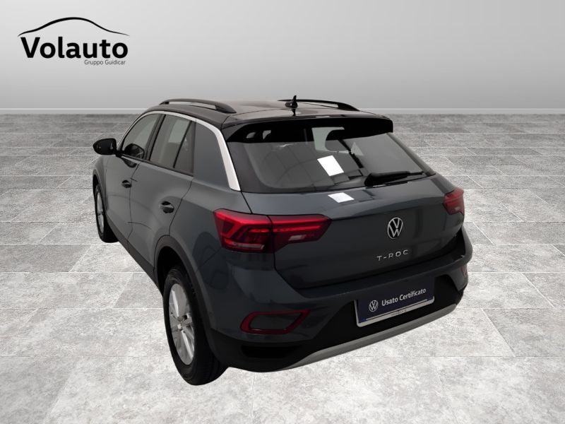 GuidiCar - VOLKSWAGEN T-Roc 2024 T-Roc 1.5 tsi act Life dsg Usato
