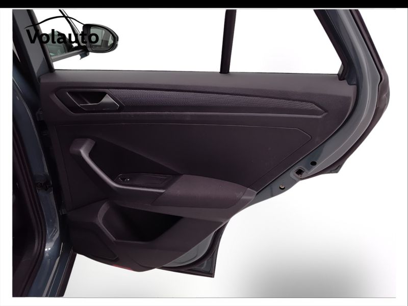 GuidiCar - VOLKSWAGEN T-Roc 2024 T-Roc 1.5 tsi act Life dsg Usato