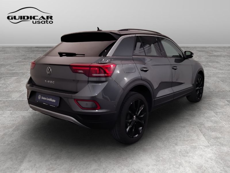 GuidiCar - VOLKSWAGEN T-Roc 2023 T-Roc 1.5 tsi act R-Line dsg Usato