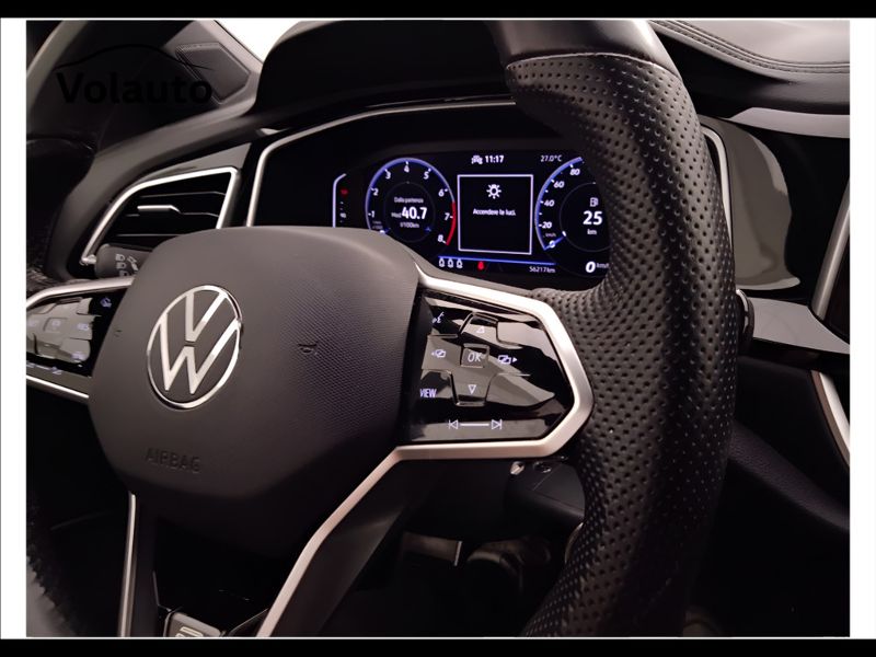 GuidiCar - VOLKSWAGEN T-Roc 2022 T-Roc 1.5 tsi act R-Line Usato