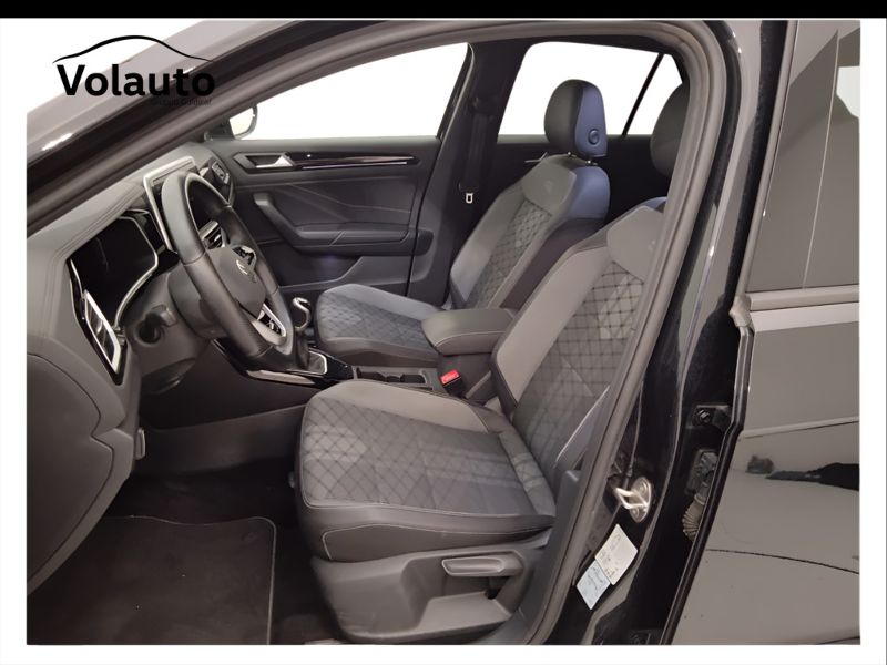 GuidiCar - VOLKSWAGEN T-Roc 2023 T-Roc 1.5 tsi act R-Line Usato