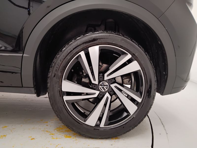 GuidiCar - VOLKSWAGEN T-Roc 2023 T-Roc 1.5 tsi act R-Line Usato