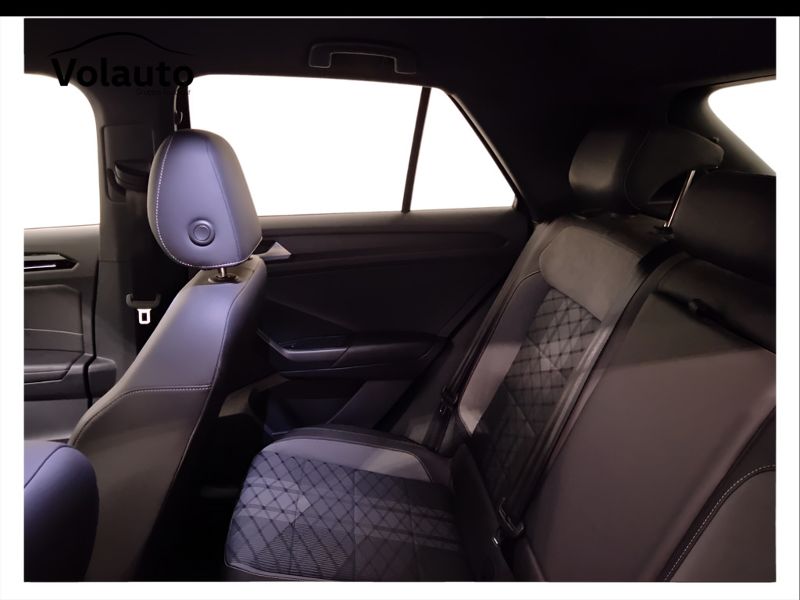 GuidiCar - VOLKSWAGEN T-Roc 2023 T-Roc 1.5 tsi act R-Line Usato