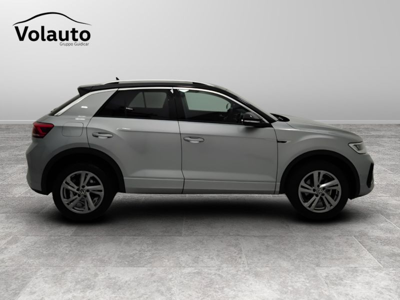 GuidiCar - VOLKSWAGEN T-Roc 2024 T-Roc 1.5 tsi act R-Line Usato