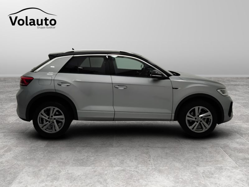 GuidiCar - VOLKSWAGEN T-Roc 2024 T-Roc 1.5 tsi act R-Line Usato