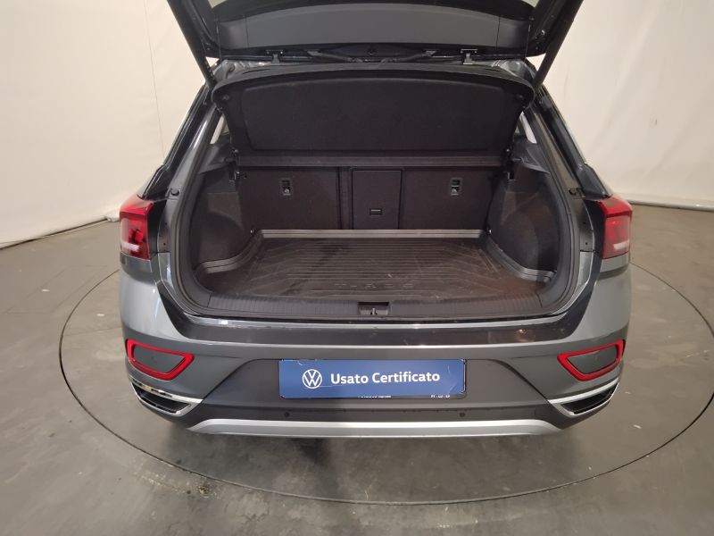 GuidiCar - VOLKSWAGEN T-Roc 2024 T-Roc 1.5 tsi act Style Aziendale