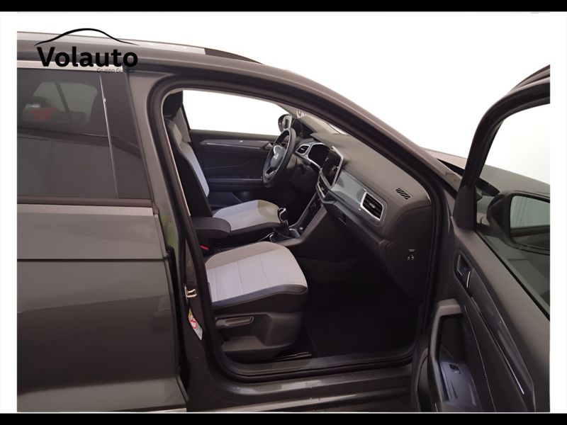 GuidiCar - VOLKSWAGEN T-Roc 2024 T-Roc 1.5 tsi act Style Aziendale