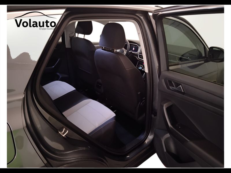 GuidiCar - VOLKSWAGEN T-Roc 2024 T-Roc 1.5 tsi act Style Aziendale