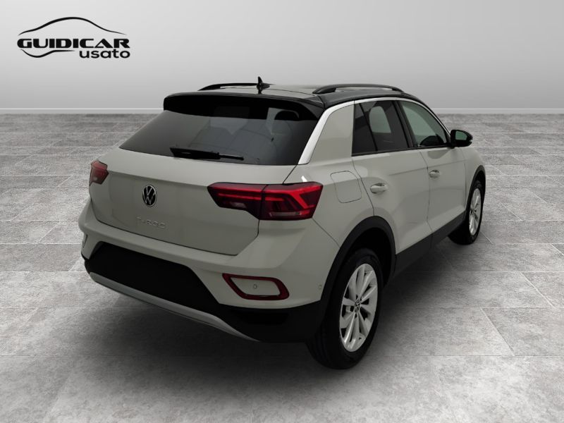 GuidiCar - VOLKSWAGEN T-Roc 2024 T-Roc 2.0 tdi Edition Plus 150cv dsg Aziendale