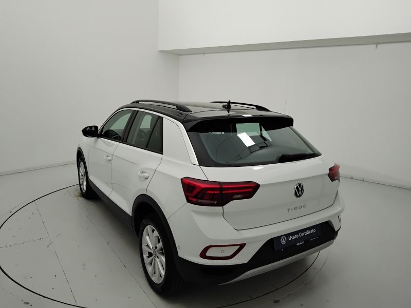 GuidiCar - VOLKSWAGEN T-Roc 2022 T-Roc 2.0 tdi scr Life 115cv Usato