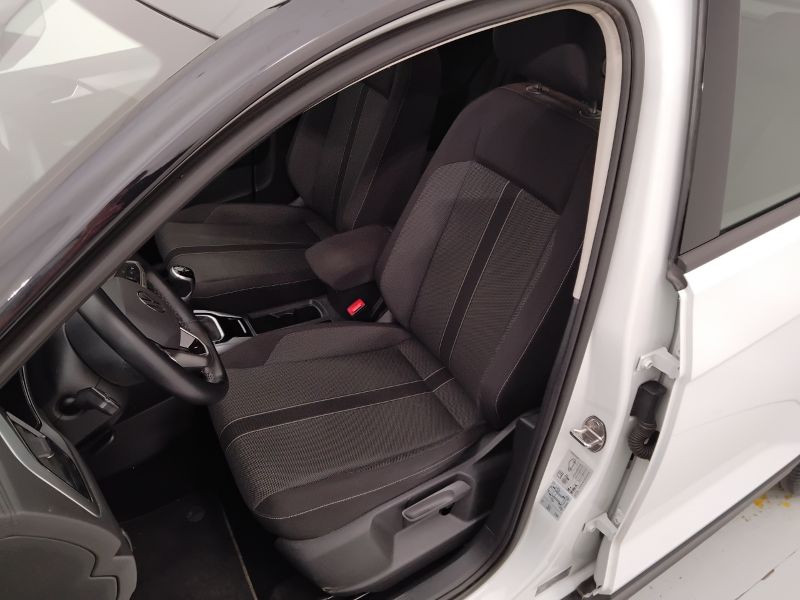 GuidiCar - VOLKSWAGEN T-Roc 2022 T-Roc 2.0 tdi scr Life 115cv Usato