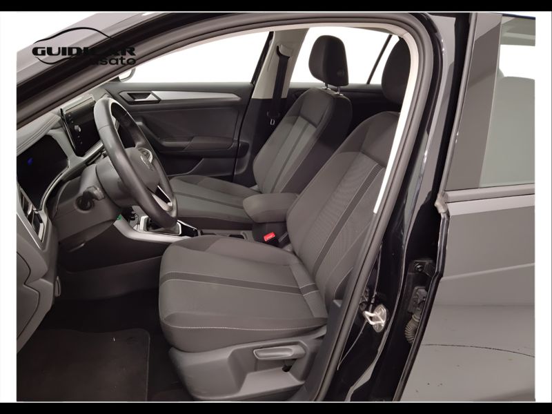 GuidiCar - VOLKSWAGEN T-Roc 2023 T-Roc 2.0 tdi scr Life 115cv Usato