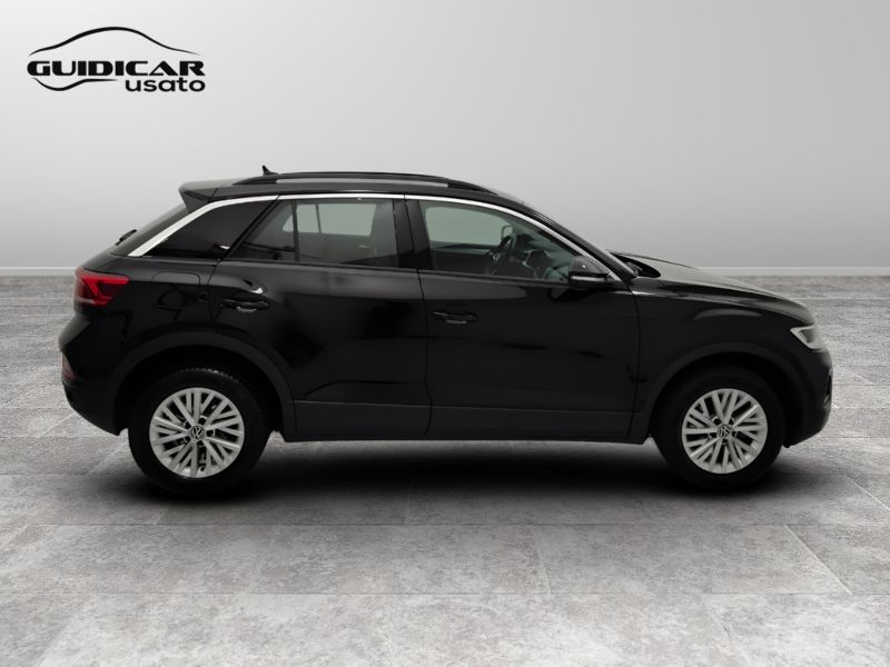 GuidiCar - VOLKSWAGEN T-Roc 2023 T-Roc 2.0 tdi scr Life 115cv Usato