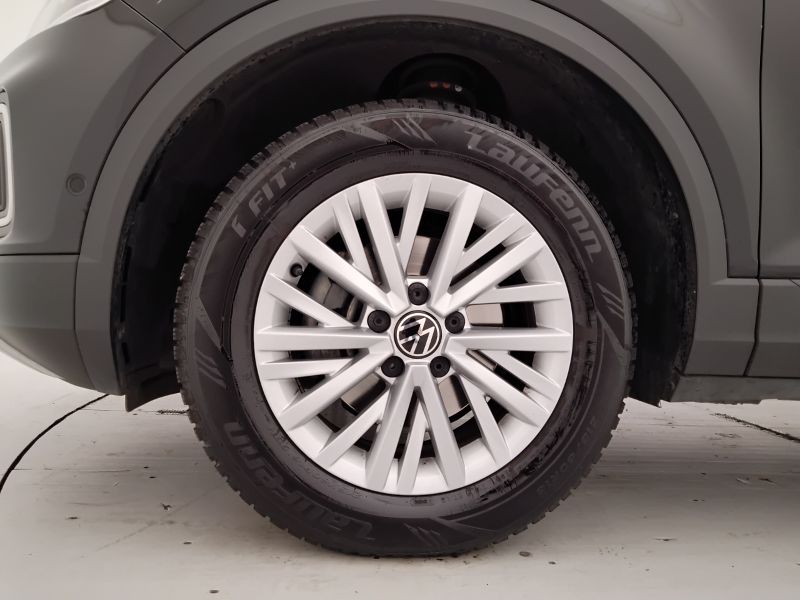 GuidiCar - VOLKSWAGEN T-Roc 2023 T-Roc 2.0 tdi scr Life 115cv Usato