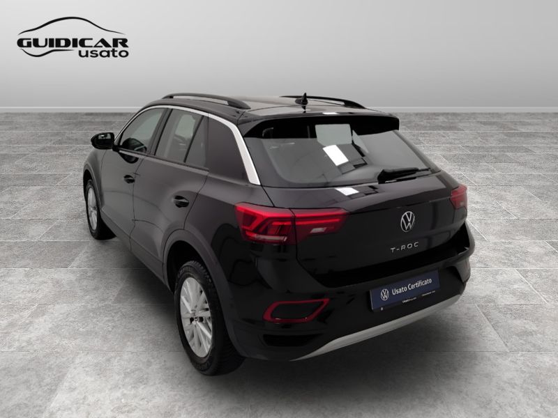 GuidiCar - VOLKSWAGEN T-Roc 2023 T-Roc 2.0 tdi scr Life 115cv Usato