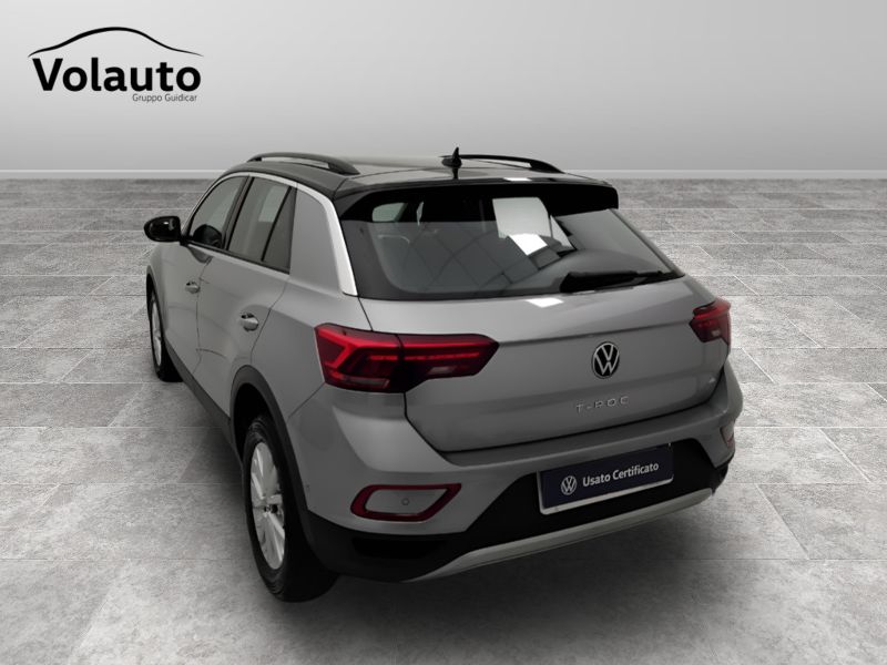 GuidiCar - VOLKSWAGEN T-Roc 2023 T-Roc 2.0 tdi scr Life 115cv Usato