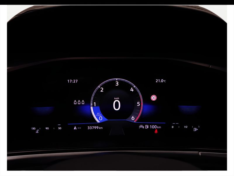 GuidiCar - VOLKSWAGEN T-Roc 2023 T-Roc 2.0 tdi scr Life 115cv Usato