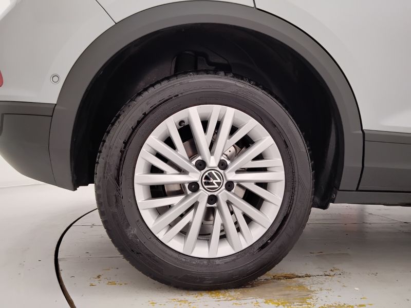 GuidiCar - VOLKSWAGEN T-Roc 2024 T-Roc 2.0 tdi scr Life 115cv Usato