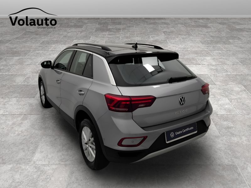 GuidiCar - VOLKSWAGEN T-Roc 2024 T-Roc 2.0 tdi scr Life 115cv Usato