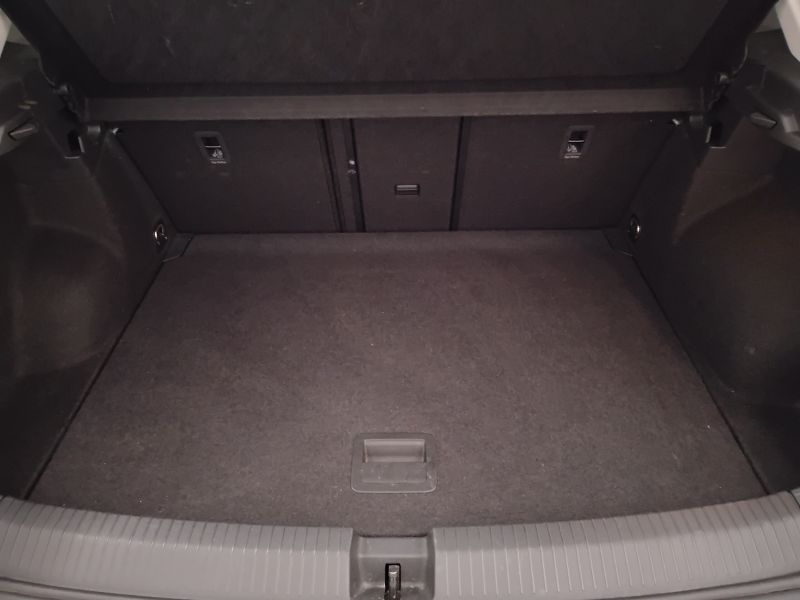 GuidiCar - VOLKSWAGEN T-Roc 2024 T-Roc 2.0 tdi scr Life 115cv Usato