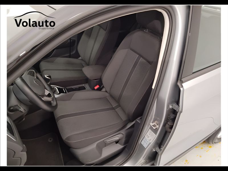 GuidiCar - VOLKSWAGEN T-Roc 2024 T-Roc 2.0 tdi scr Life 115cv Usato