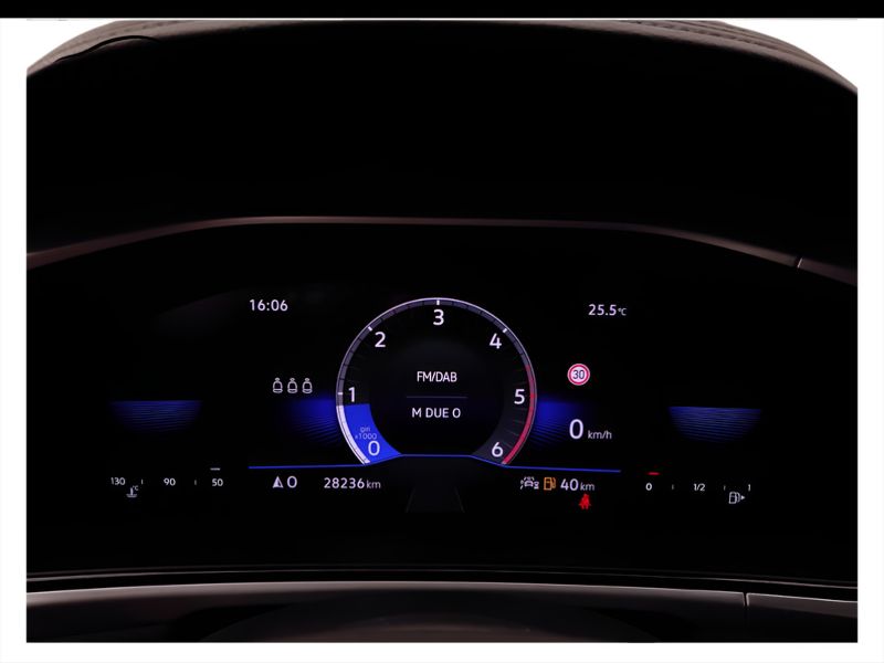 GuidiCar - VOLKSWAGEN T-Roc 2024 T-Roc 2.0 tdi scr Life 115cv Usato