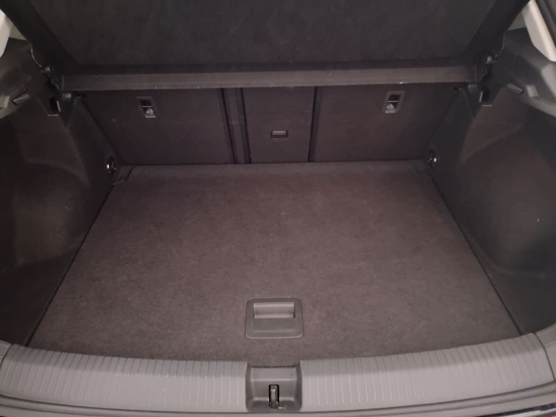 GuidiCar - VOLKSWAGEN T-Roc 2024 T-Roc 2.0 tdi scr Life 115cv Usato