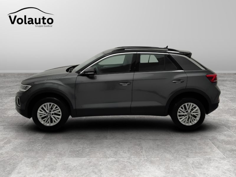 GuidiCar - VOLKSWAGEN T-Roc 2023 T-Roc 2.0 tdi scr Life 150cv dsg Usato