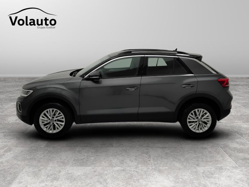 GuidiCar - VOLKSWAGEN T-Roc 2023 T-Roc 2.0 tdi scr Life 150cv dsg Usato